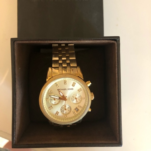 Gold Michael Kors watch - Picture 4 of 4